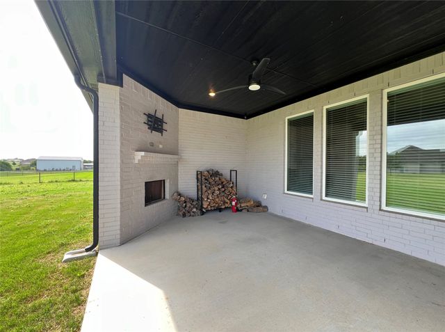 252 Harvard Lane, Springtown, TX 76082