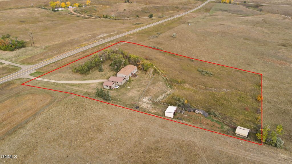 450 Hwy 200 S, Hazen, ND 58545 photo 2