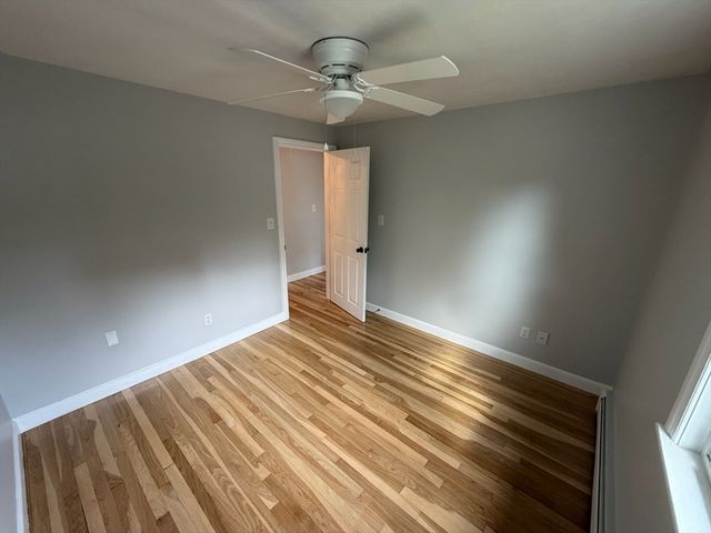 6 Canterbury Rd, Woburn, MA 01801