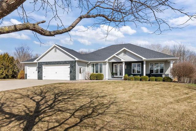 W7516 MOLLY MARIE COURT, Greenville, WI 54942