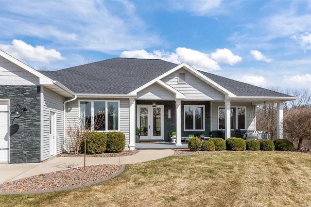 W7516 MOLLY MARIE COURT, Greenville, WI 54942