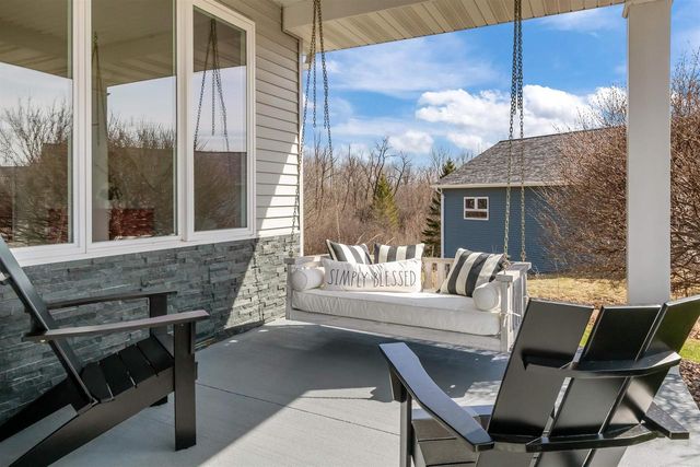 W7516 MOLLY MARIE COURT, Greenville, WI 54942