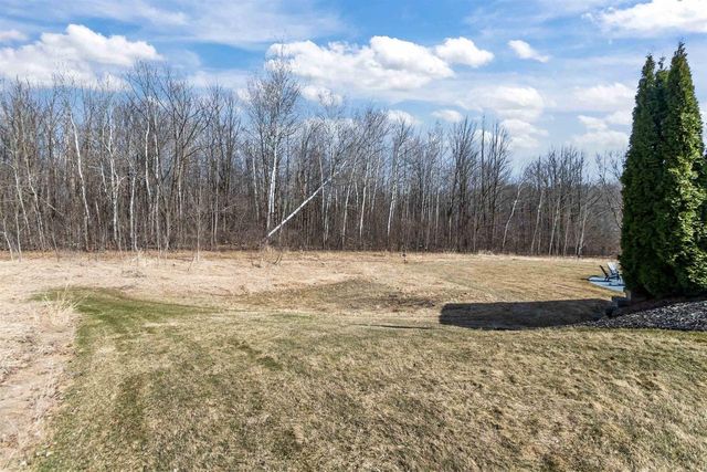 W7516 MOLLY MARIE COURT, Greenville, WI 54942