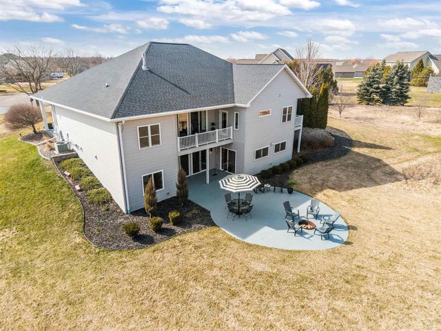 W7516 MOLLY MARIE COURT, Greenville, WI 54942