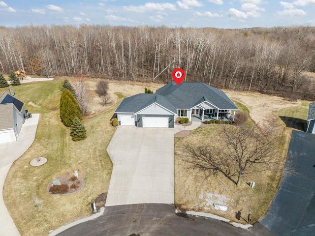 W7516 MOLLY MARIE COURT, Greenville, WI 54942