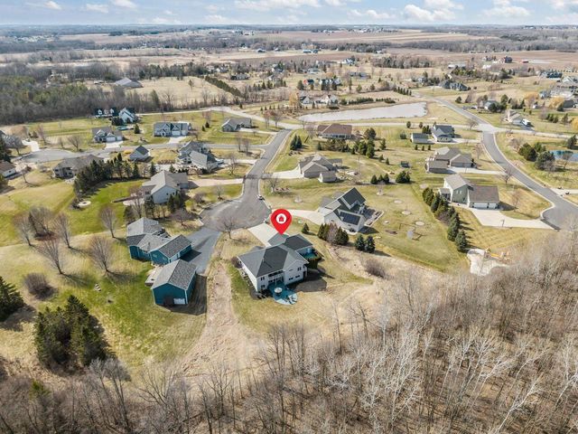 W7516 MOLLY MARIE COURT, Greenville, WI 54942