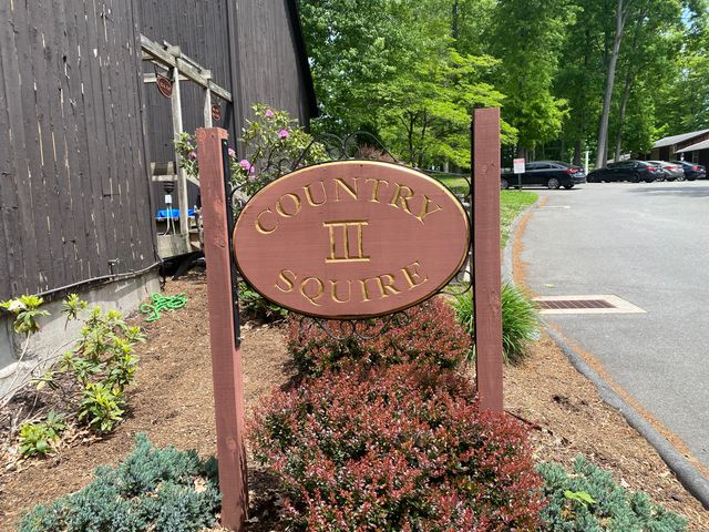 14-B Country Squire Drive 14B, Cromwell, CT 06416