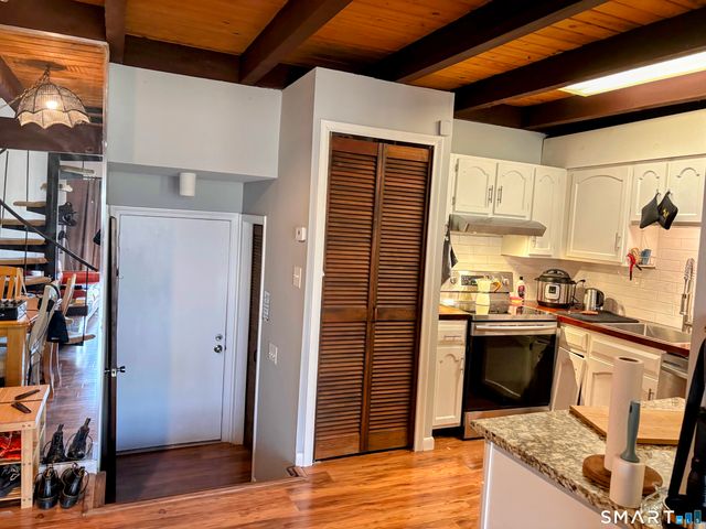 14-B Country Squire Drive 14B, Cromwell, CT 06416