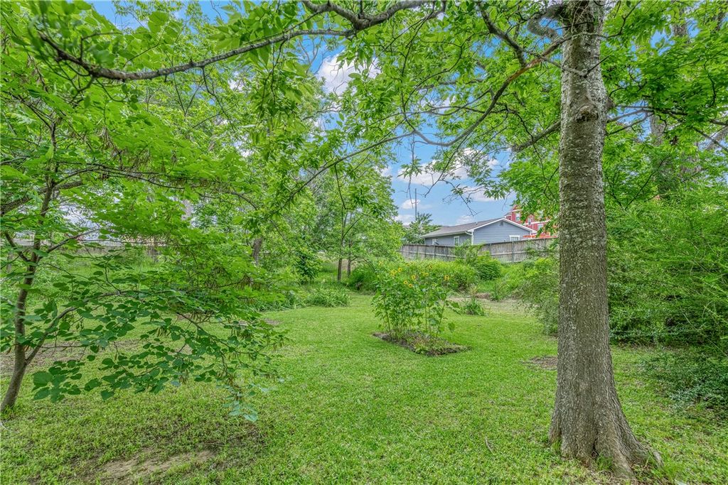 2807 & 2809 East Villa Maria Road, Bryan, TX 77802 — photo 4