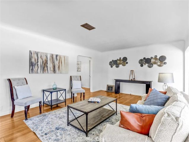 9647 S Harvard, Los Angeles, CA 90047