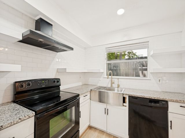 6019 Ridgecrest Road 202B, Dallas, TX 75231