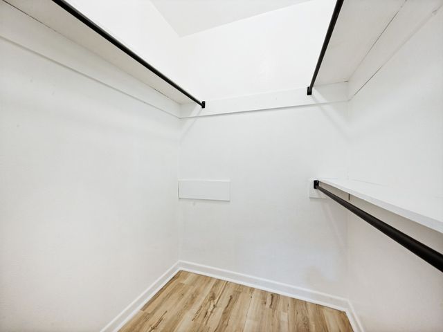 6019 Ridgecrest Road 202B, Dallas, TX 75231