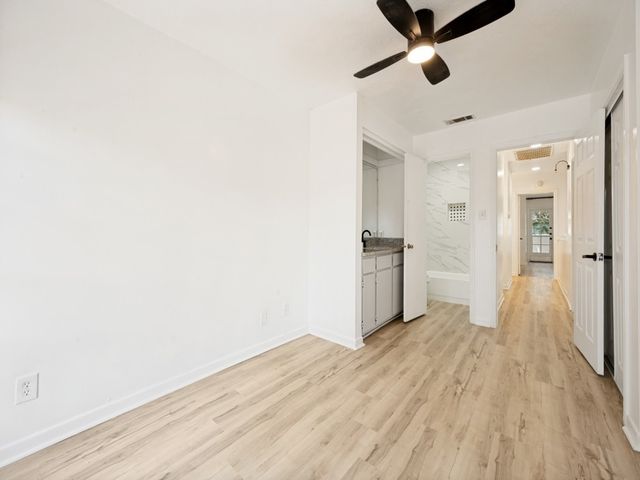 6019 Ridgecrest Road 202B, Dallas, TX 75231