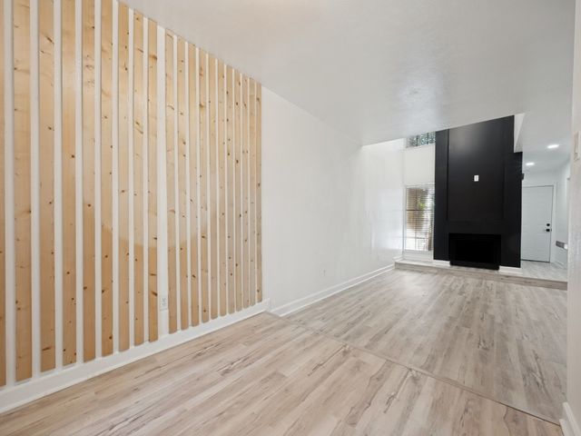 6019 Ridgecrest Road 202B, Dallas, TX 75231