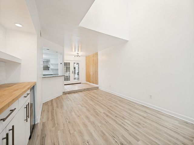 6019 Ridgecrest Road 202B, Dallas, TX 75231
