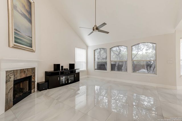 25916 Stone, San Antonio, TX 78260