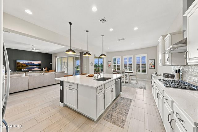 5903 W CACTUS WREN Way, Florence, AZ 85132