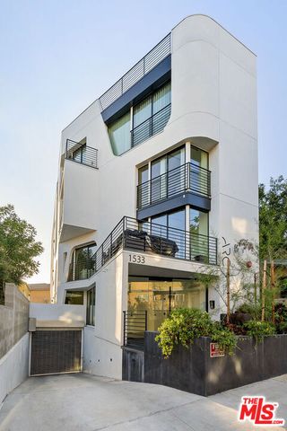 1533 N Vista Street 101, Los Angeles, CA 90046