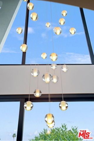 1533 N Vista Street 101, Los Angeles, CA 90046