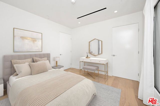 1533 N Vista Street 101, Los Angeles, CA 90046