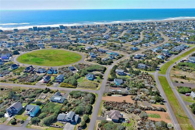 1339 E Ocean Shores Boulevard SW, Ocean Shores, WA 98569