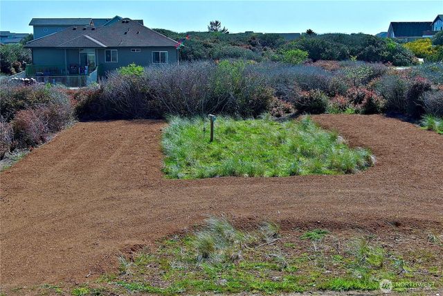 1339 E Ocean Shores Boulevard SW, Ocean Shores, WA 98569