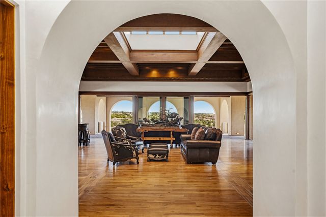 16 Hacienda Rincon, Santa Fe, NM 87506