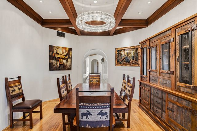 16 Hacienda Rincon, Santa Fe, NM 87506