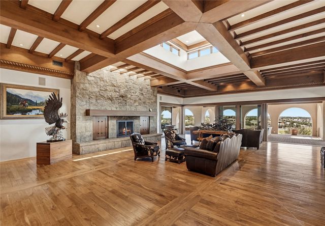 16 Hacienda Rincon, Santa Fe, NM 87506