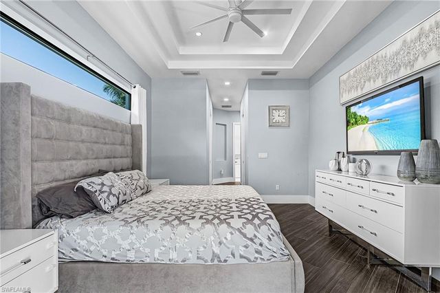 8800 Woodgate Manor CT, Fort Myers, FL 33908