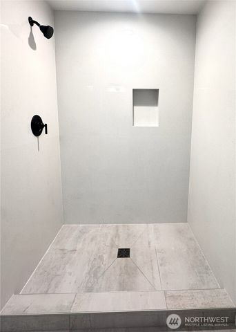 316 NE 191st Street, Shoreline, WA 98155