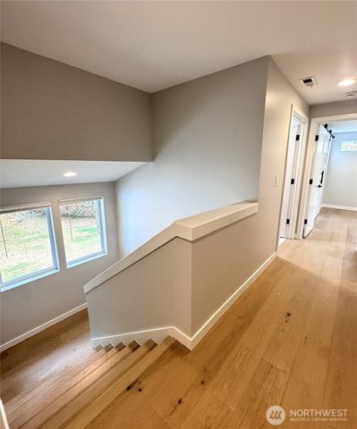 316 NE 191st Street, Shoreline, WA 98155