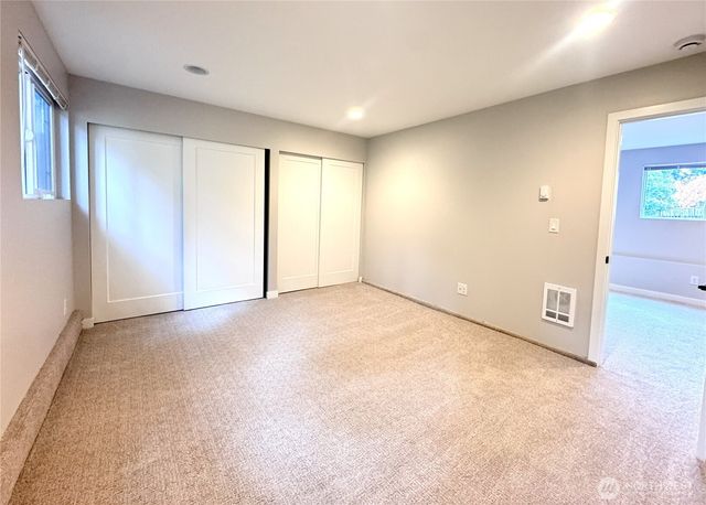 316 NE 191st Street, Shoreline, WA 98155