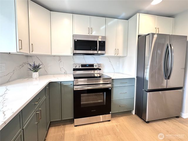 316 NE 191st Street, Shoreline, WA 98155