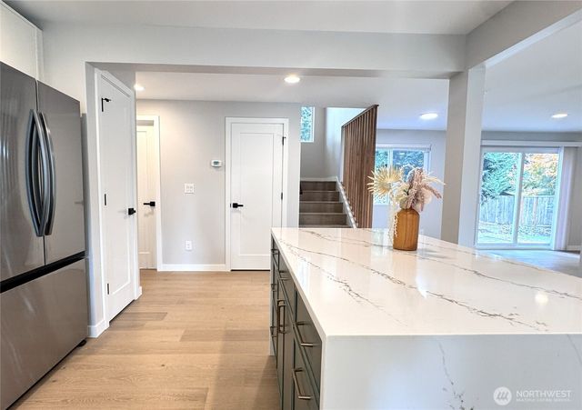 316 NE 191st Street, Shoreline, WA 98155