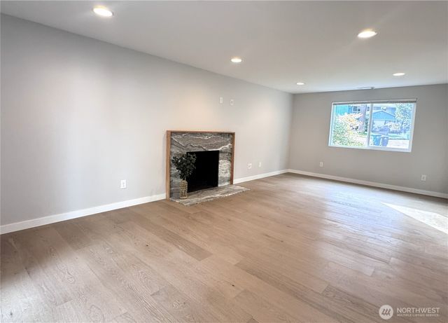 316 NE 191st Street, Shoreline, WA 98155