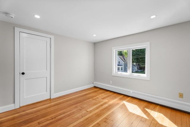 12 Gerrish Ave, Dracut, MA 01826