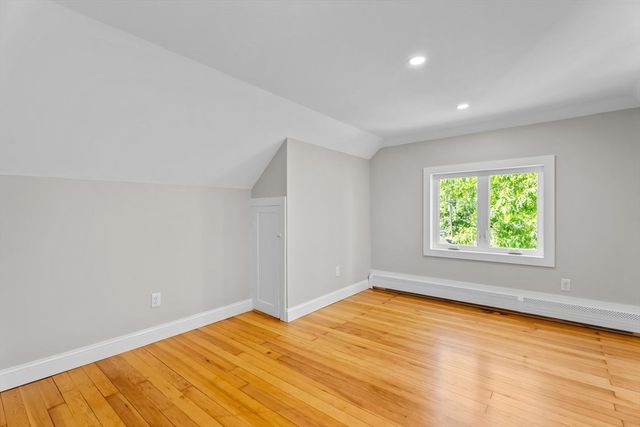 12 Gerrish Ave, Dracut, MA 01826
