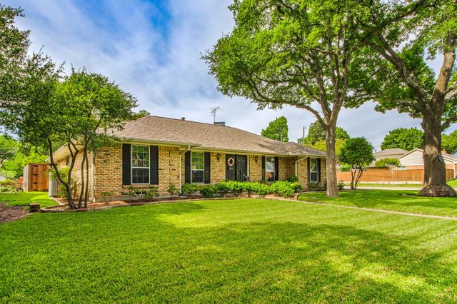 331 Robin Way, Richardson, TX 75080