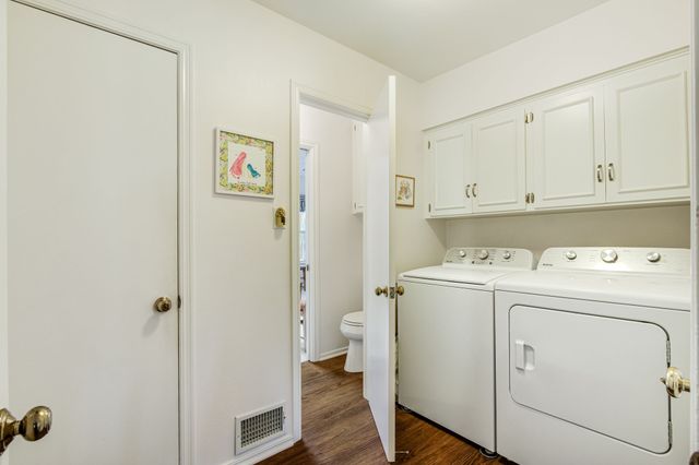 331 Robin Way, Richardson, TX 75080