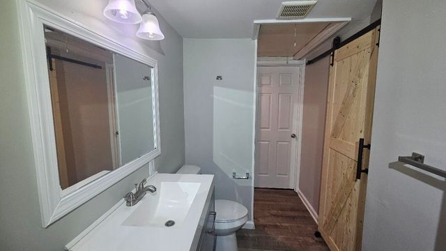 6068 Grove Avenue, Grand Blanc Twp, MI 48439