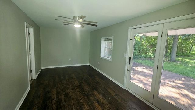 6068 Grove Avenue, Grand Blanc Twp, MI 48439