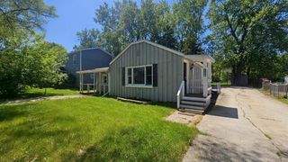 6068 Grove Avenue, Grand Blanc Twp, MI 48439