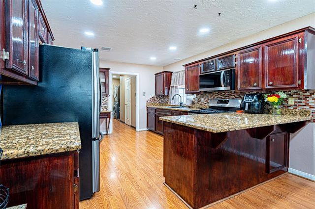 3403 Berry Grove Drive, Spring, TX 77388