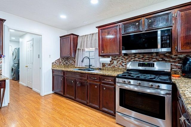 3403 Berry Grove Drive, Spring, TX 77388
