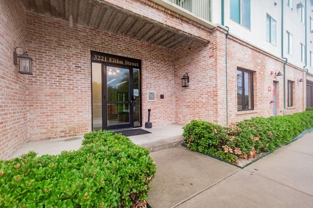 3221 Elihu Street 205, Dallas, TX 75210