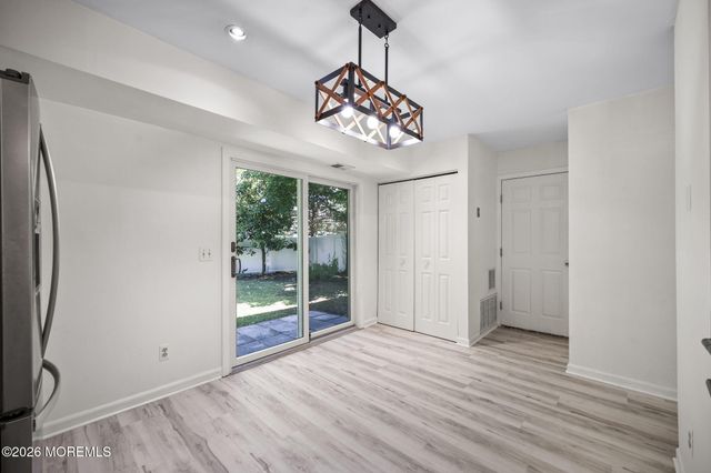 67 New Beginnings Crossing, Manalapan, NJ 07726