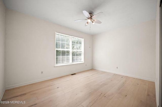 67 New Beginnings Crossing, Manalapan, NJ 07726