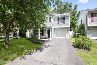67 New Beginnings Crossing, Manalapan, NJ 07726