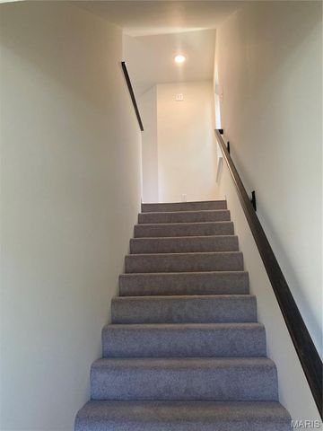 5004 Daggett Avenue, St Louis, MO 63110